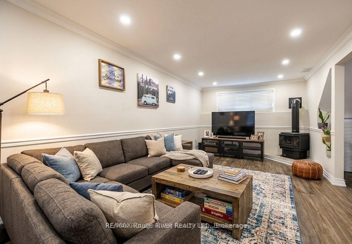 411 Pompano Court photo 22