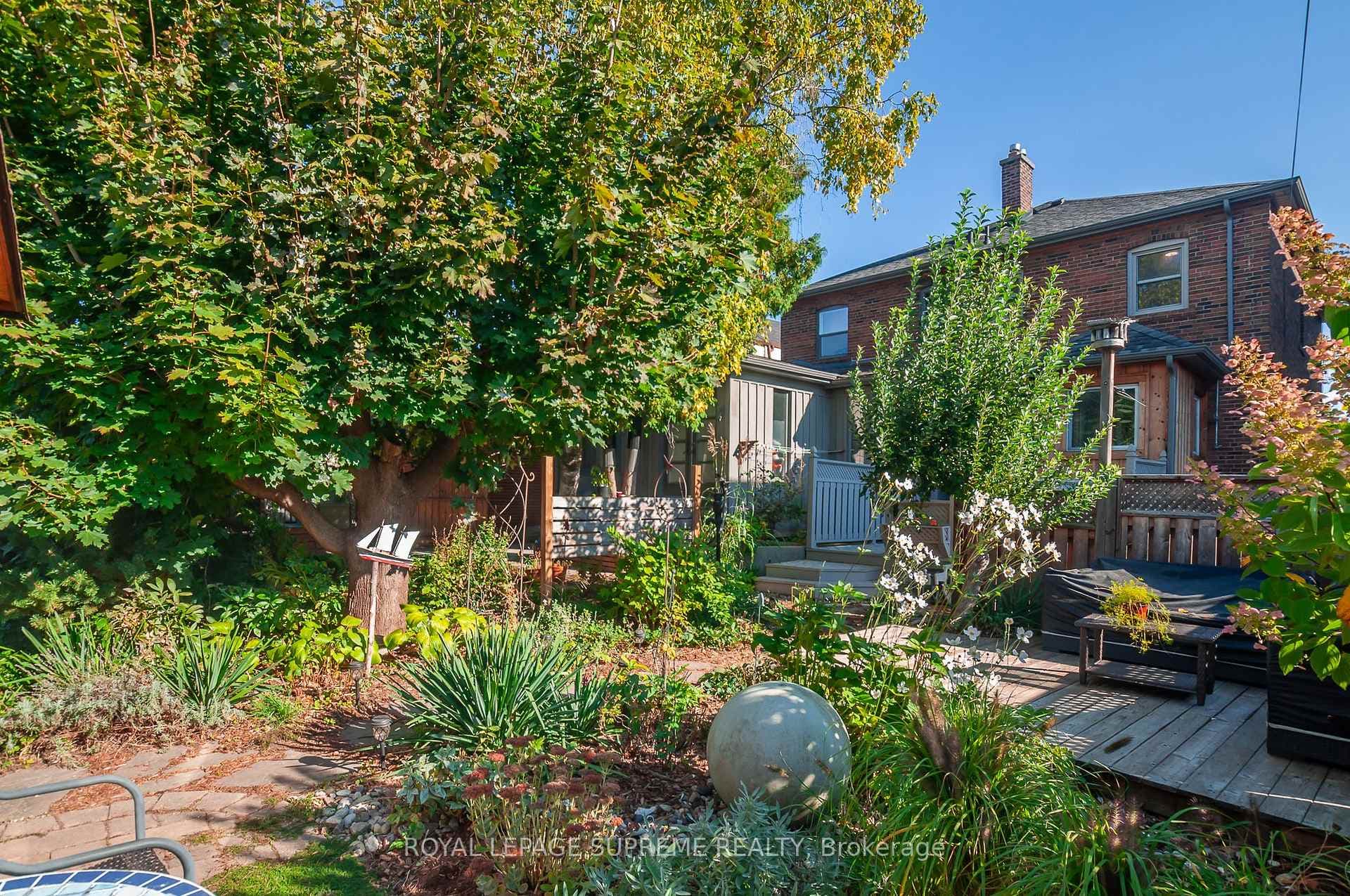 84 Fairbank Avenue photo 35