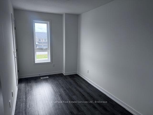 239 Burke Street photo 15