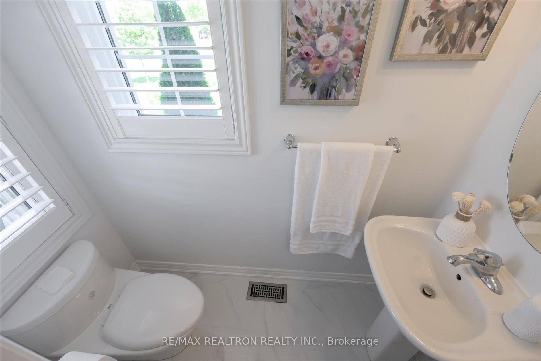 175 William Graham Drive photo 18