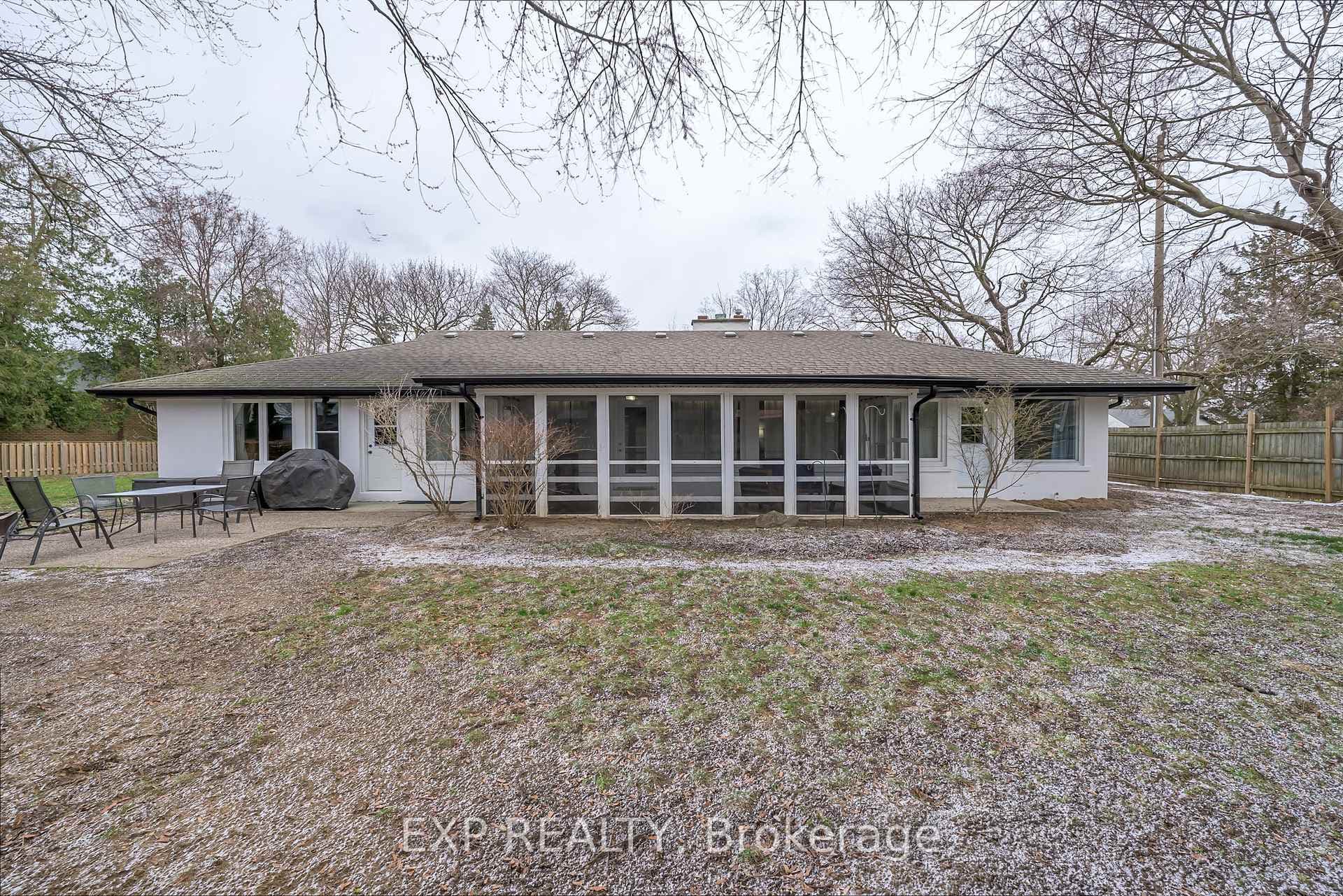 73 Broadway Avenue photo 4