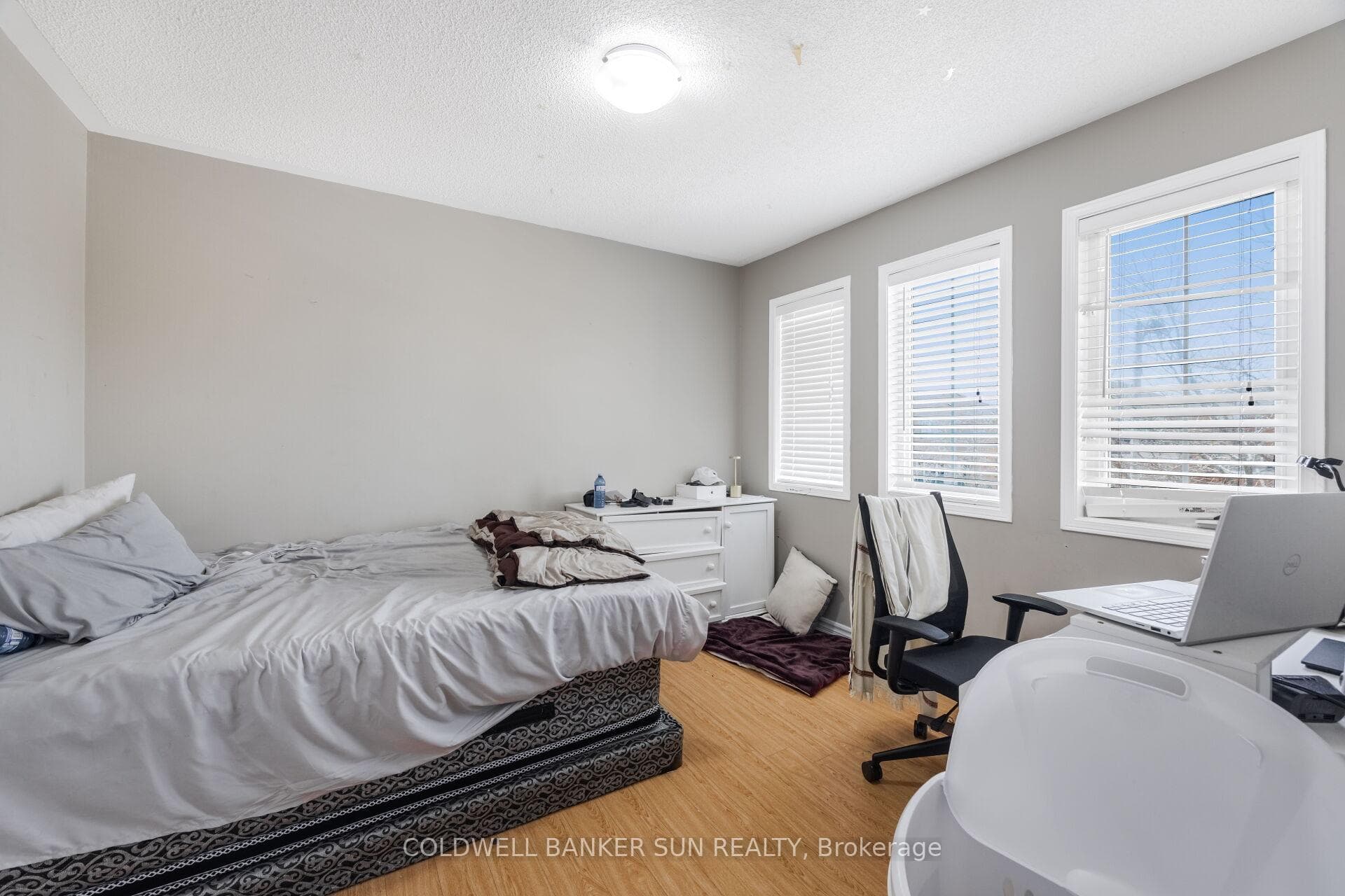21 Sunnyview Road photo 34