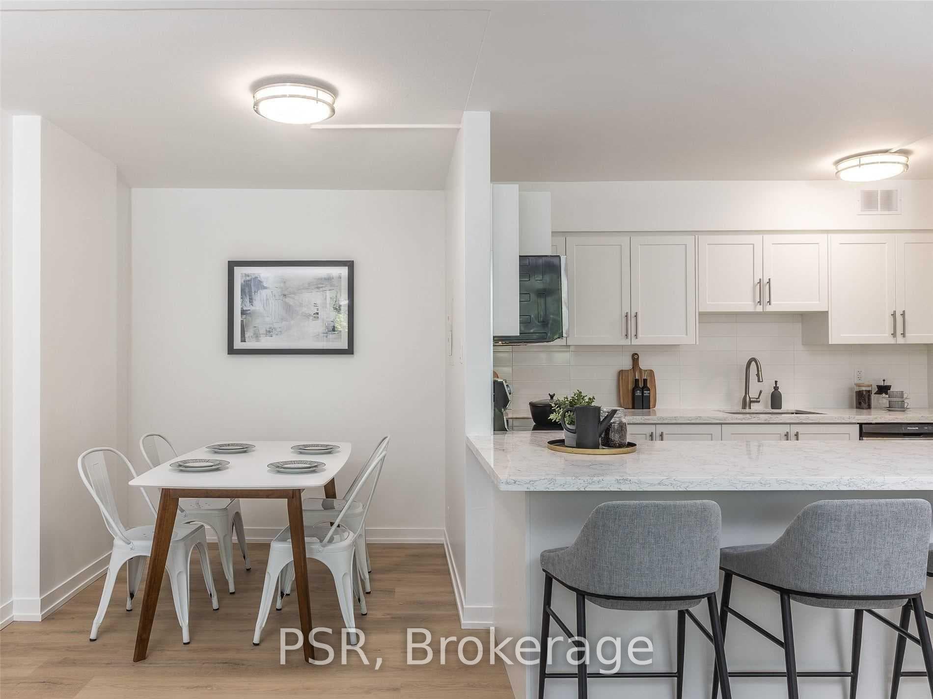 240 Markland Drive Unit 707 photo 10