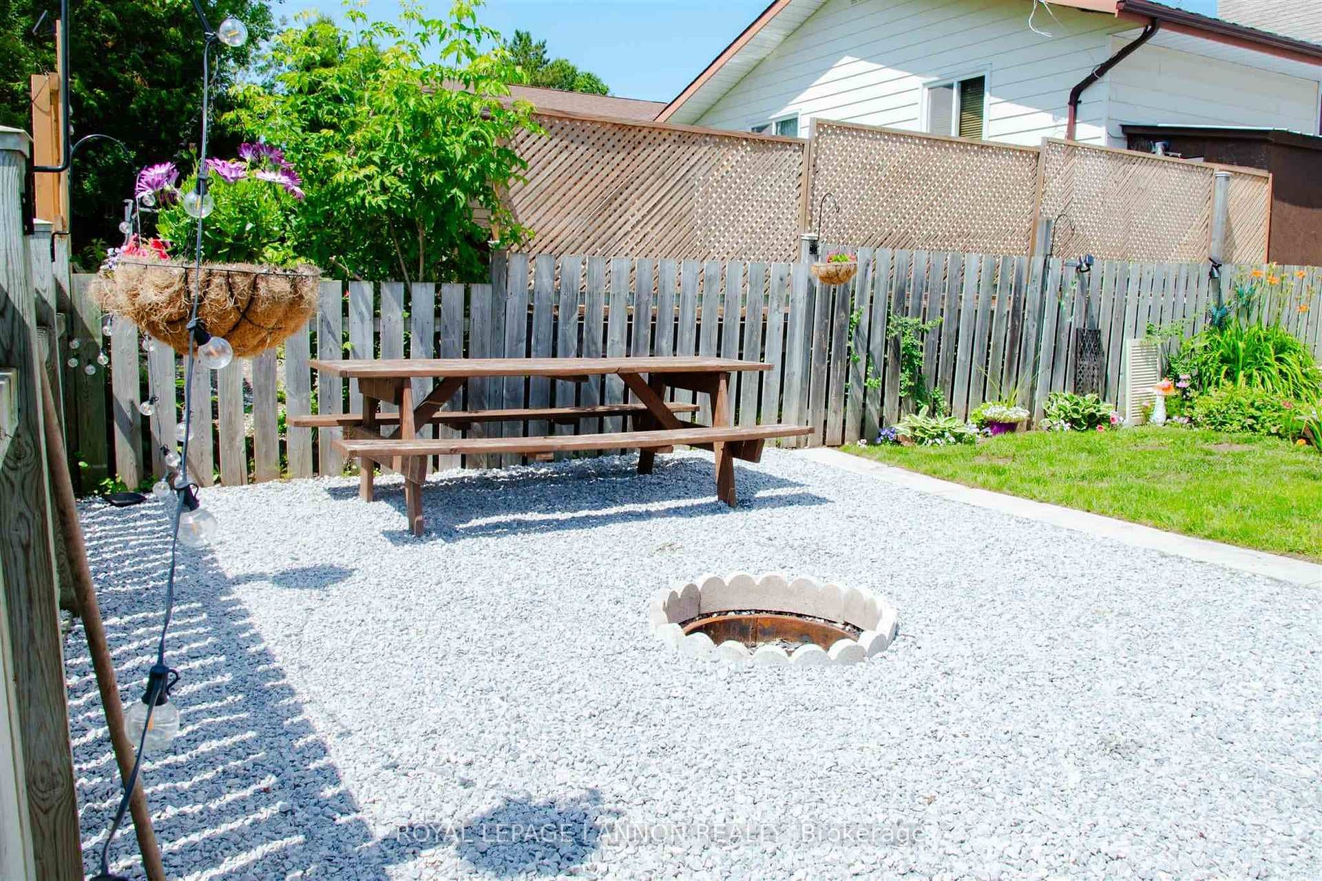 37 Velva Avenue photo 19