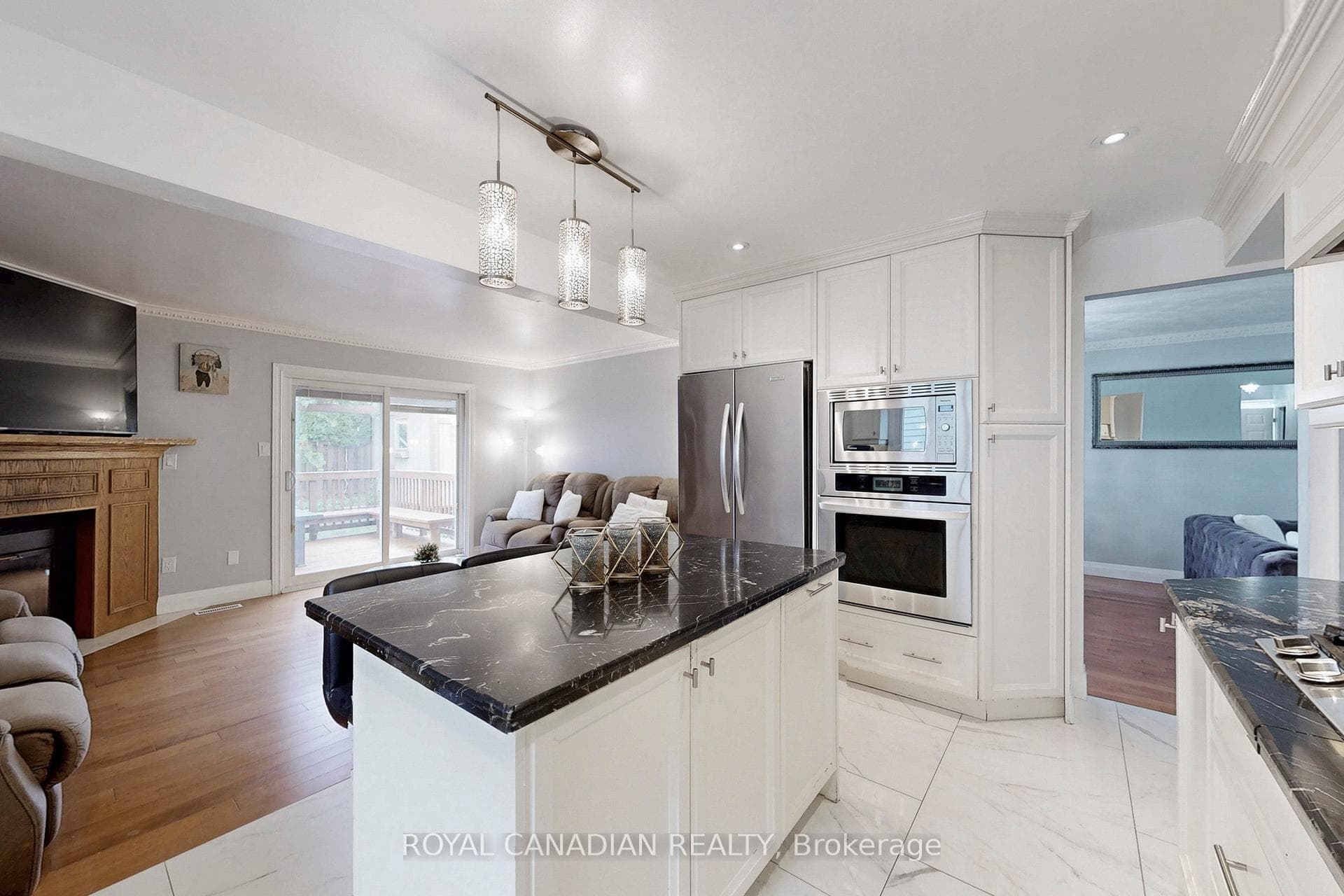 18 Millpond Place photo 13