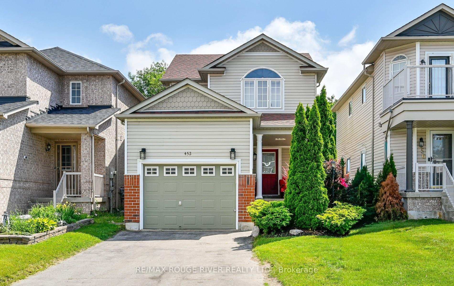 452 Nottingham Crescent photo 1