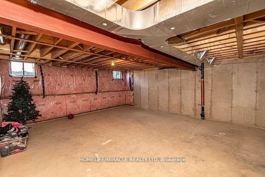35 Midhurst Heights Unit 18 photo 29