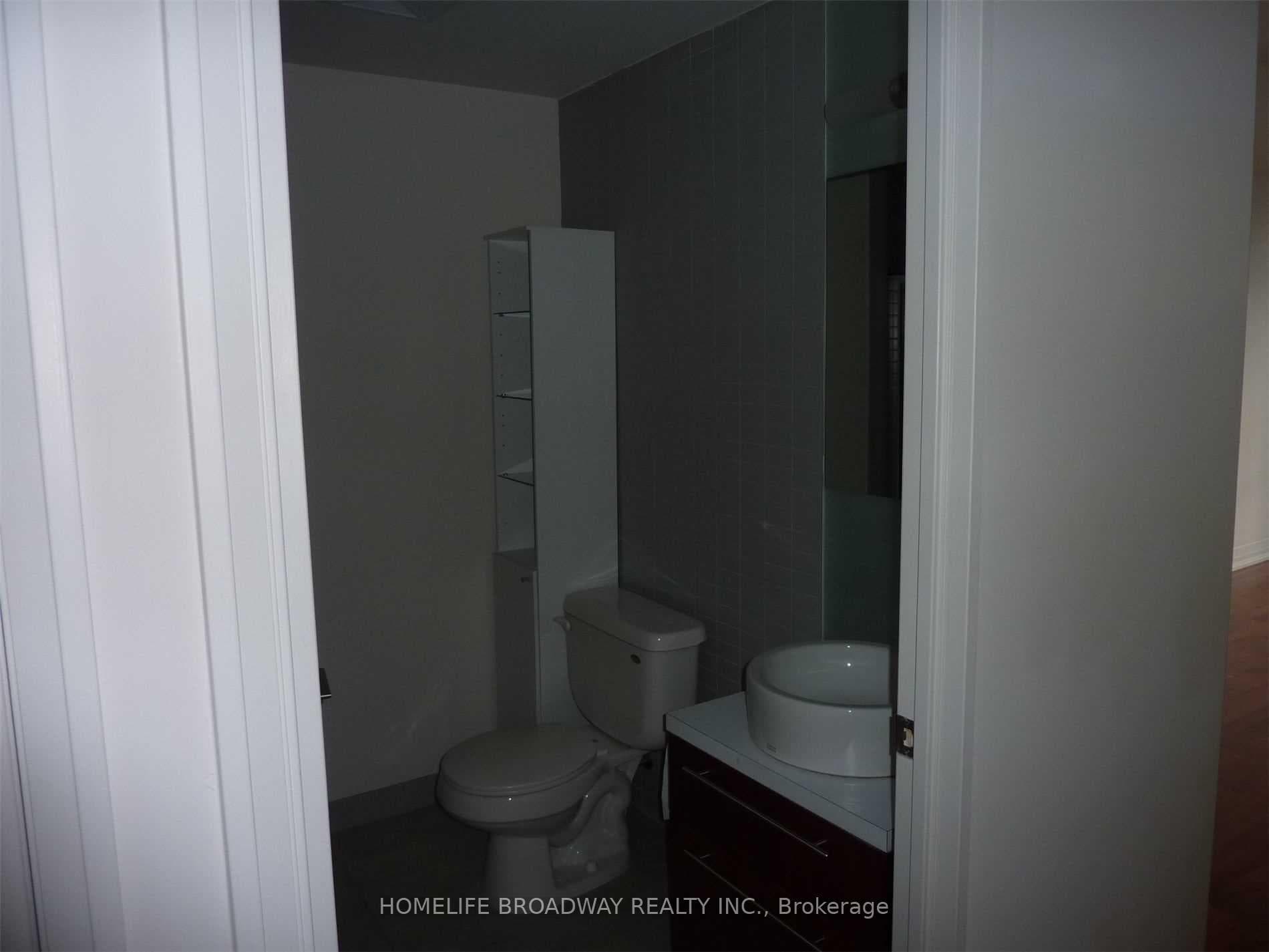 25 Carlton Street Unit #3202 photo 7