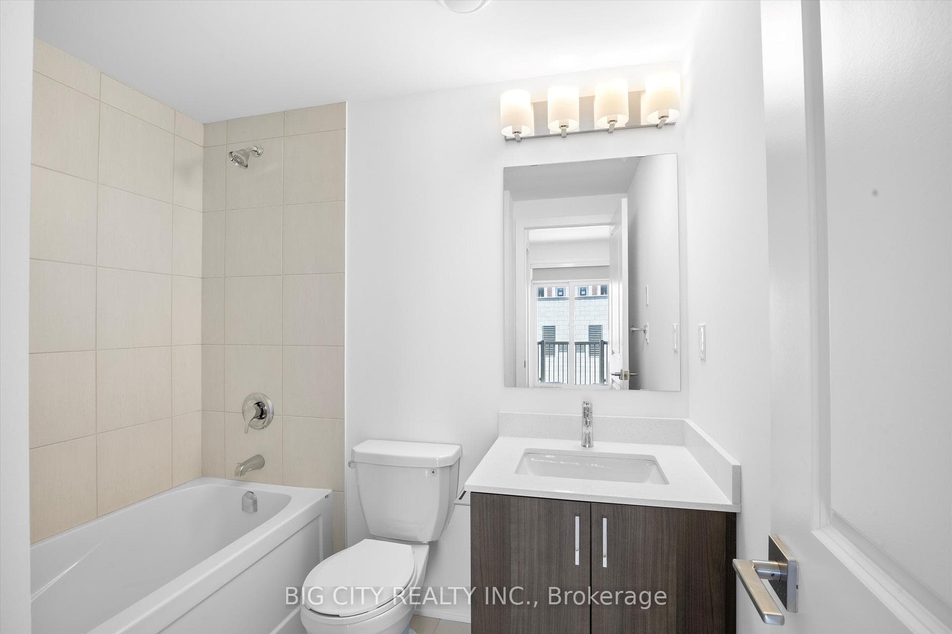 4025 Hickory Drive Unit 2 photo 11
