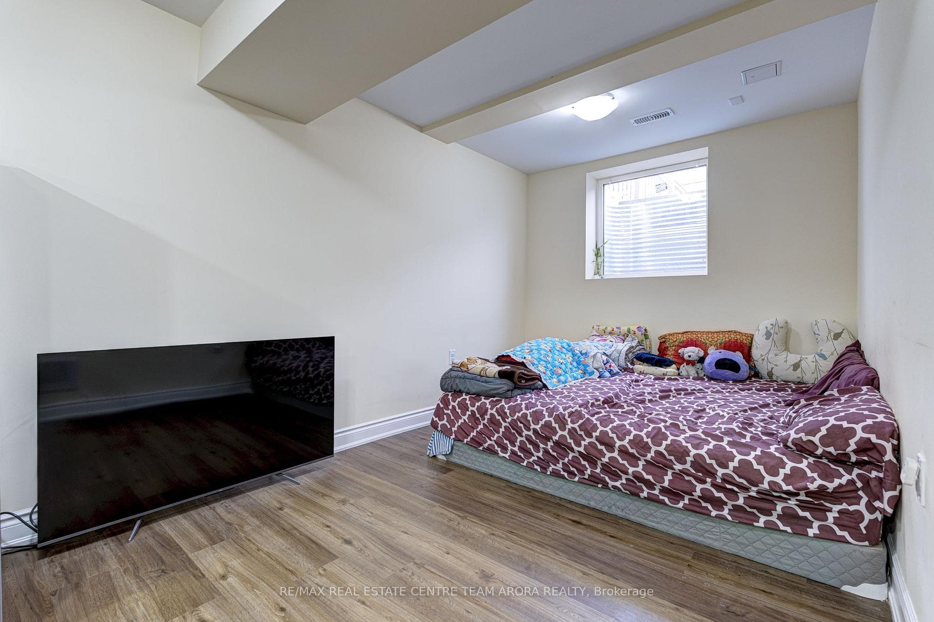 13 Ebury Drive photo 34