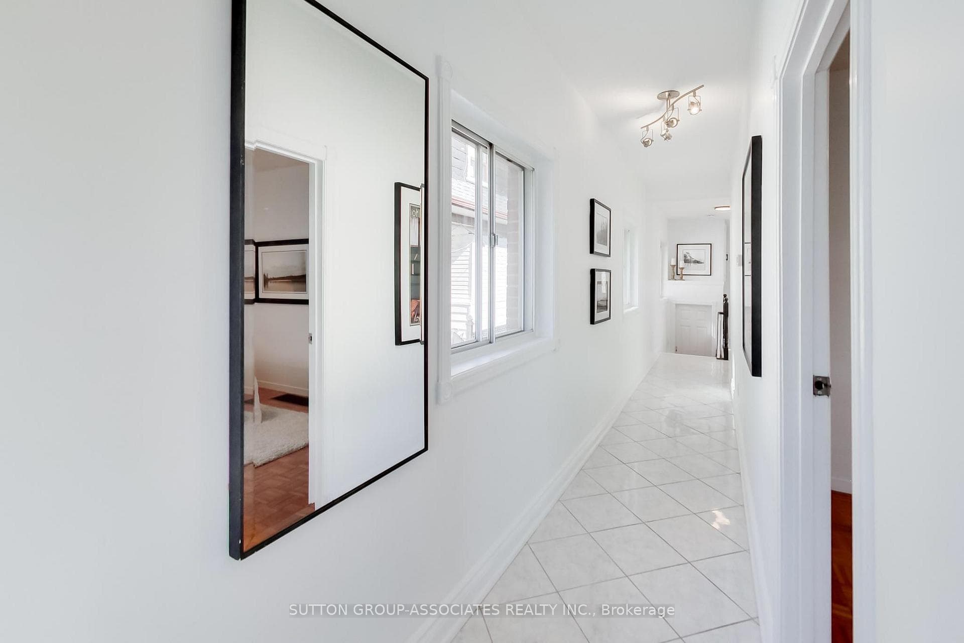 175 Earlsdale Avenue photo 5