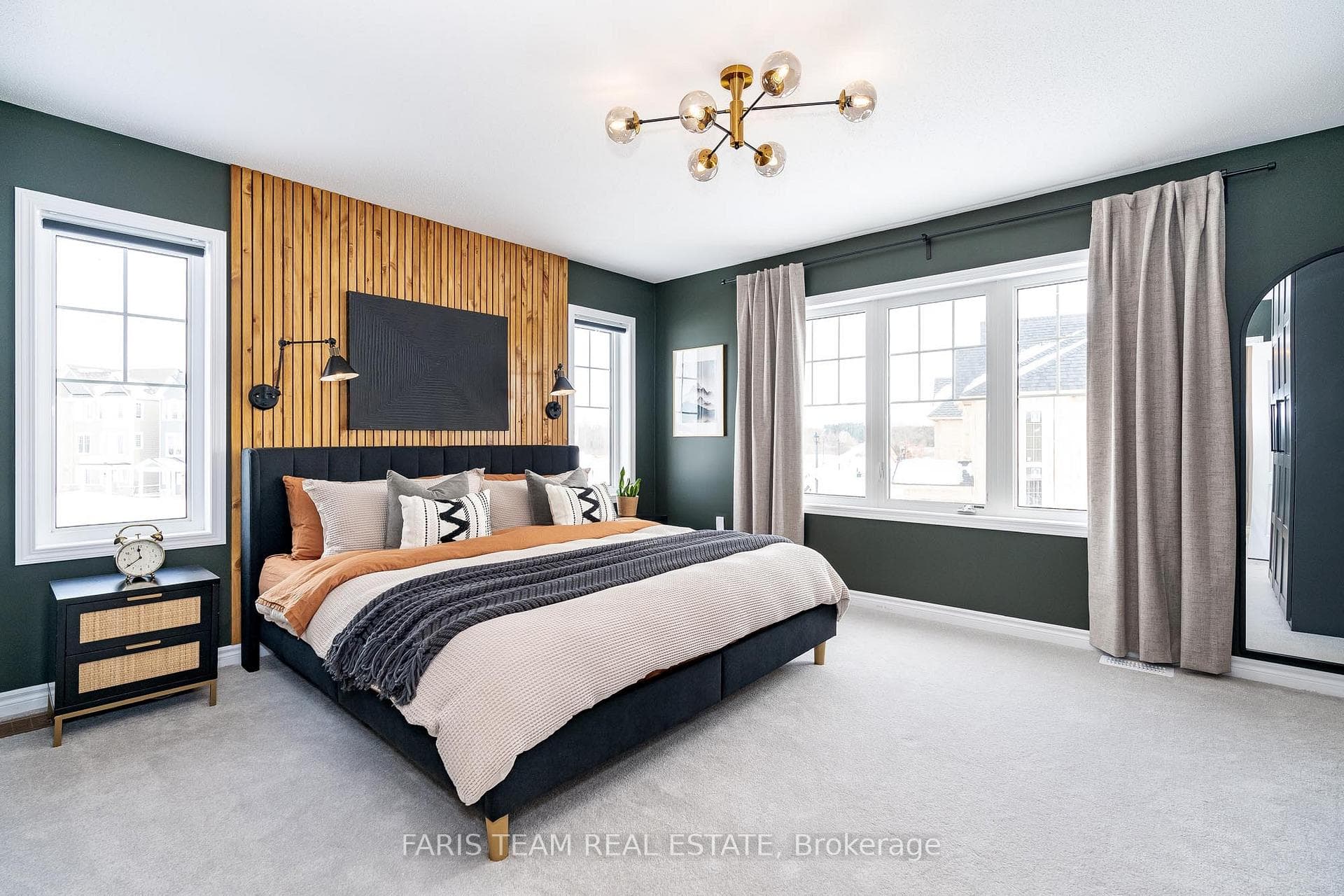 2 Shapira Avenue photo 9