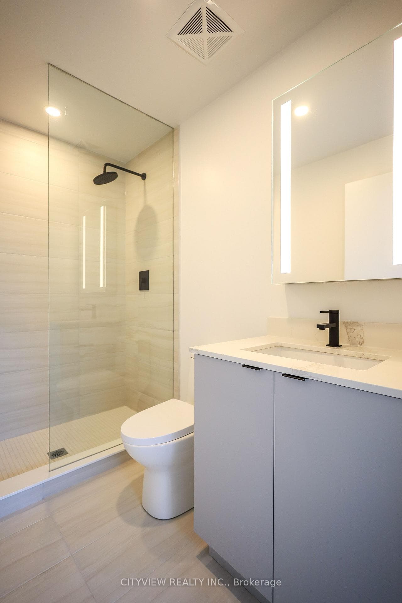 285 Dufferin Street Unit 1127 photo 18