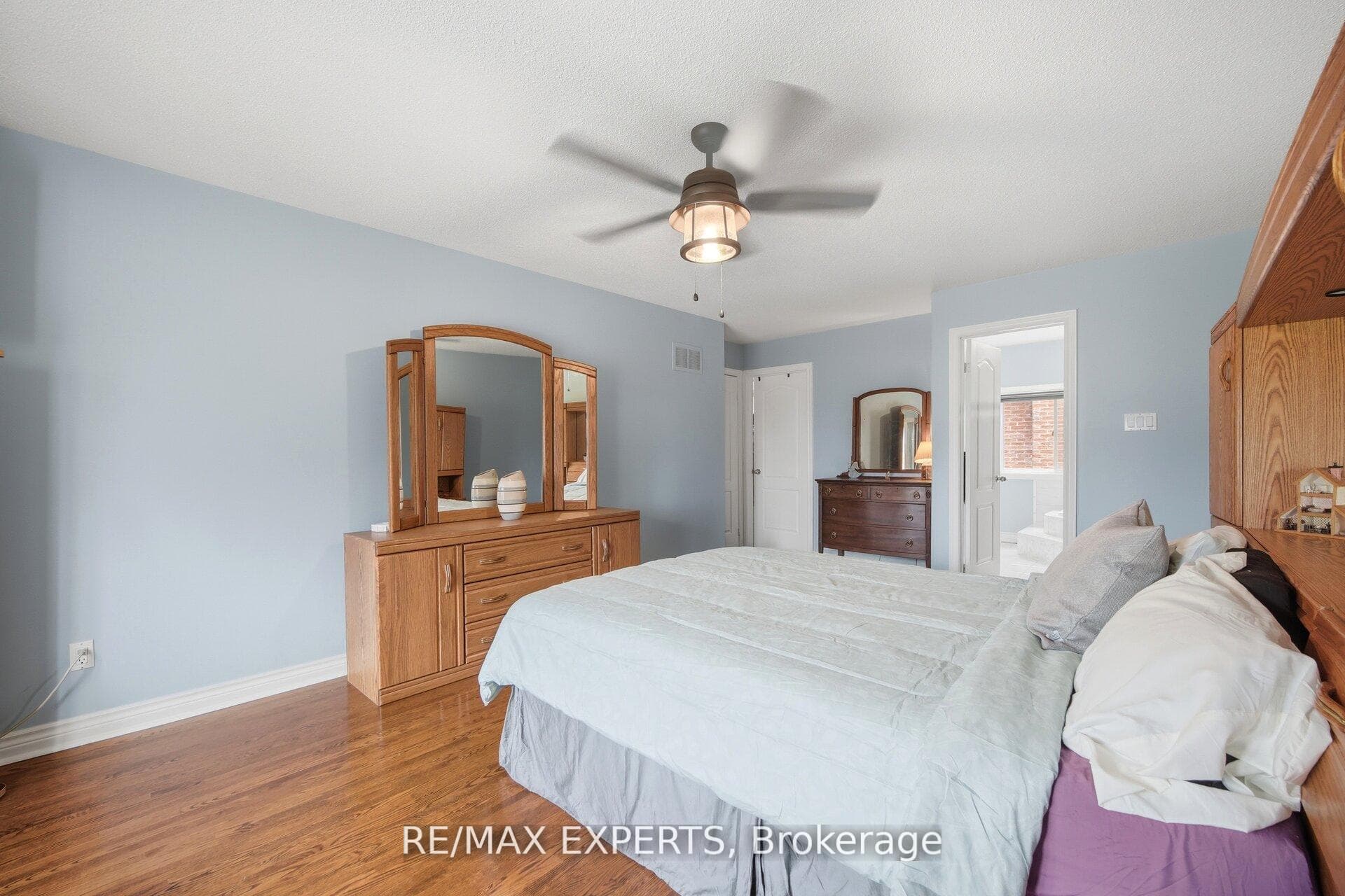 65 Brumwell Street photo 32