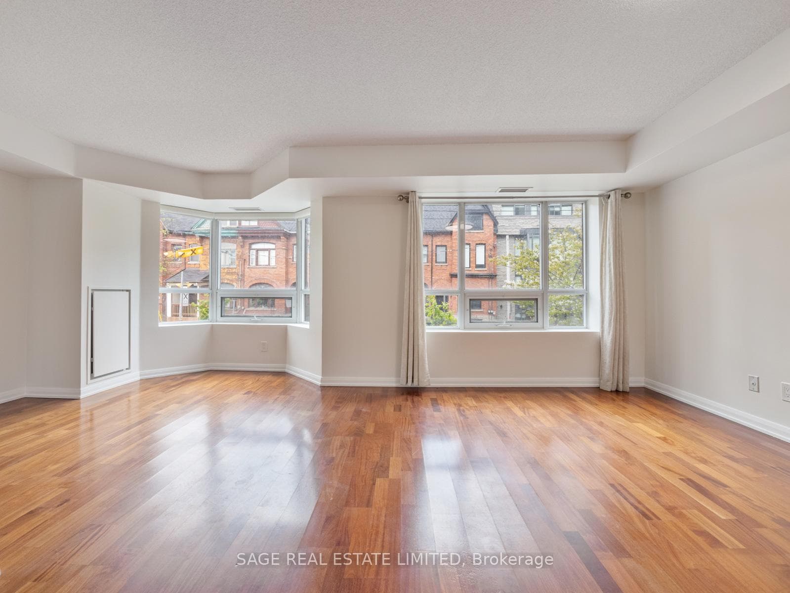 18 Beverley Street Unit 209 photo 19