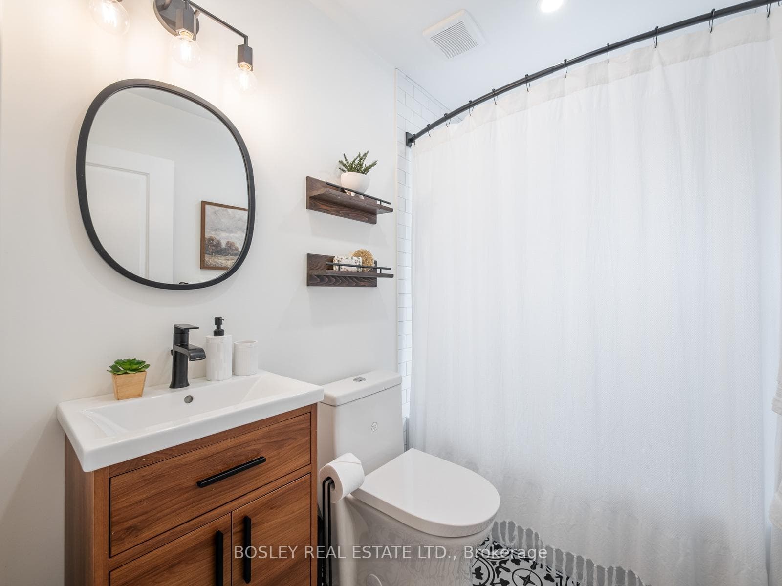 157 Glebemount Avenue photo 30