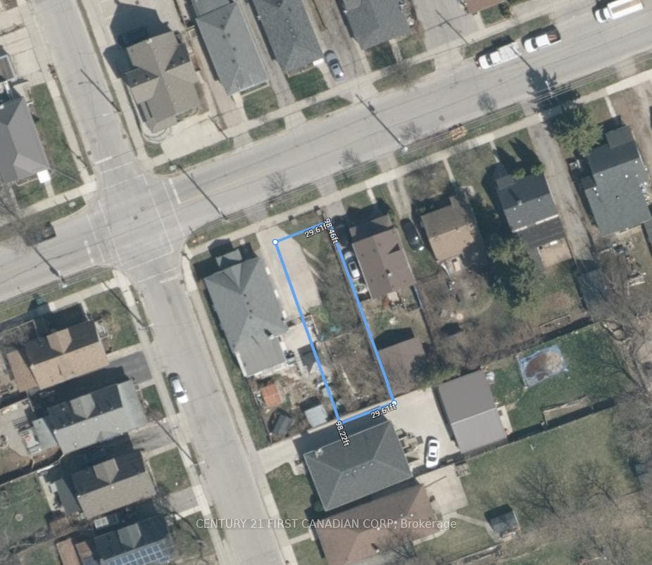 899 Trafalgar Street photo 1