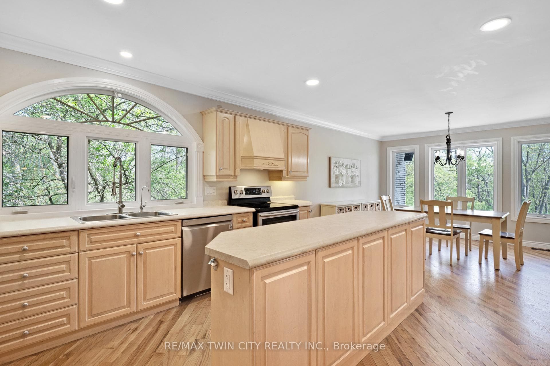 1279 Maple Manor Road photo 13