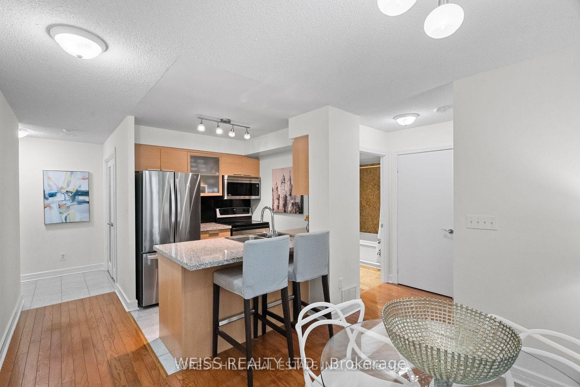 16 Harrison Garden Boulevard Unit 212 photo 12