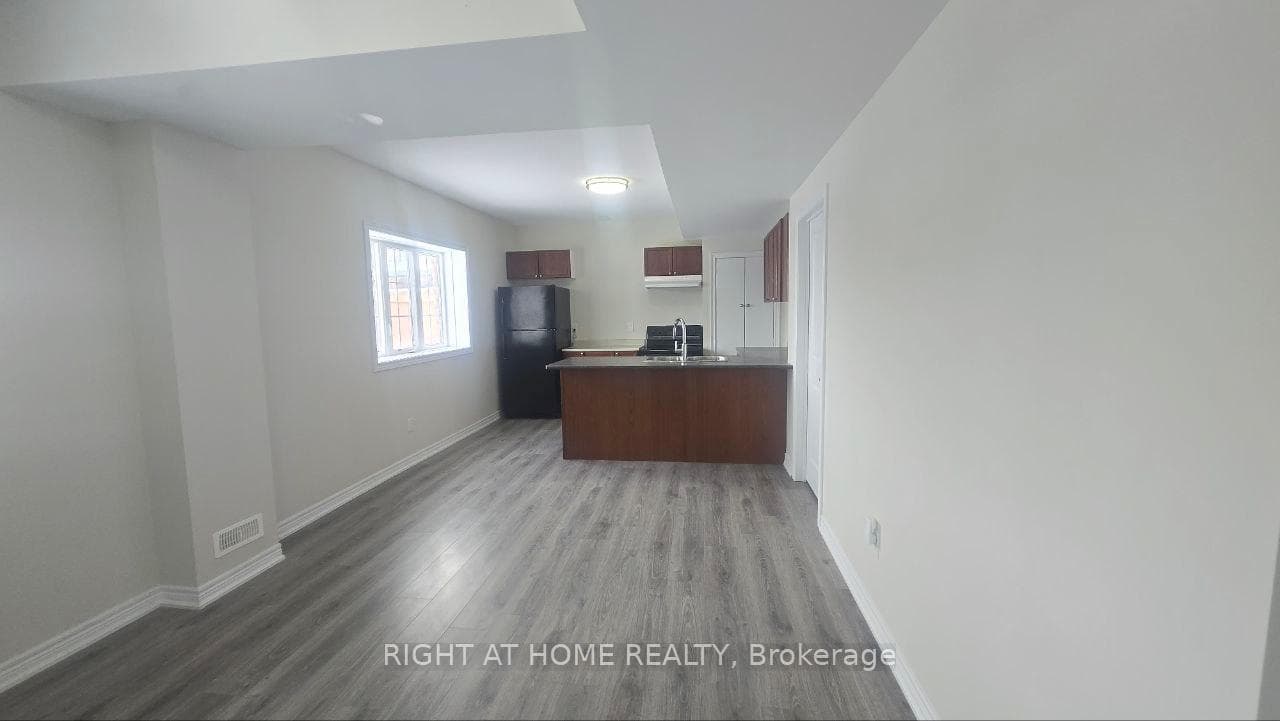 1355 Bardeau Street Unit Basement photo 2