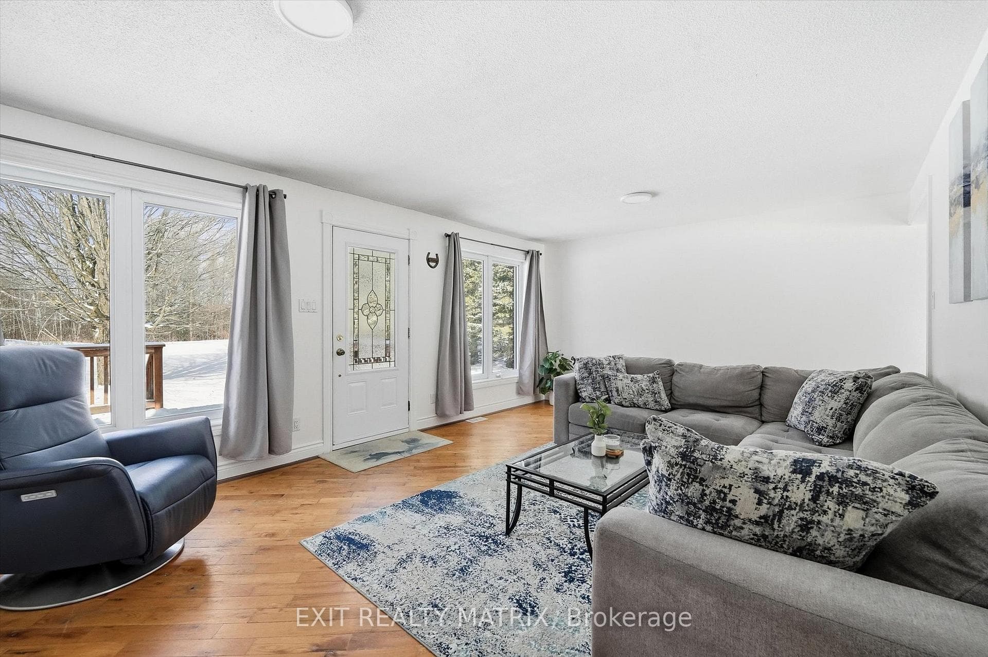 1285 Calypso Street photo 6