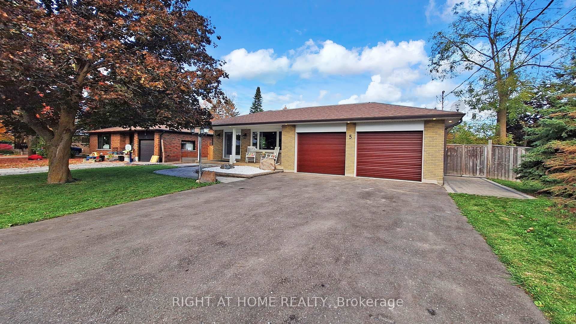 5 Glendale Avenue photo 4