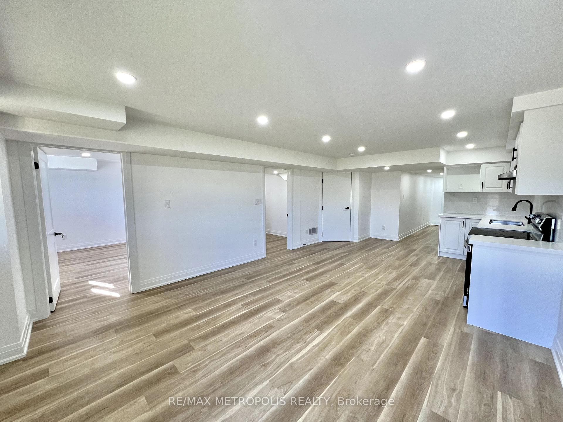 3271A Turnstone Boulevard Unit BSMT photo 3