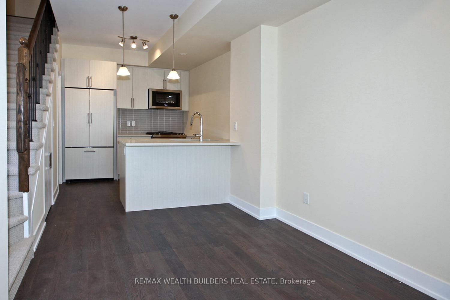 26 Ernest Avenue Unit 1 photo 9