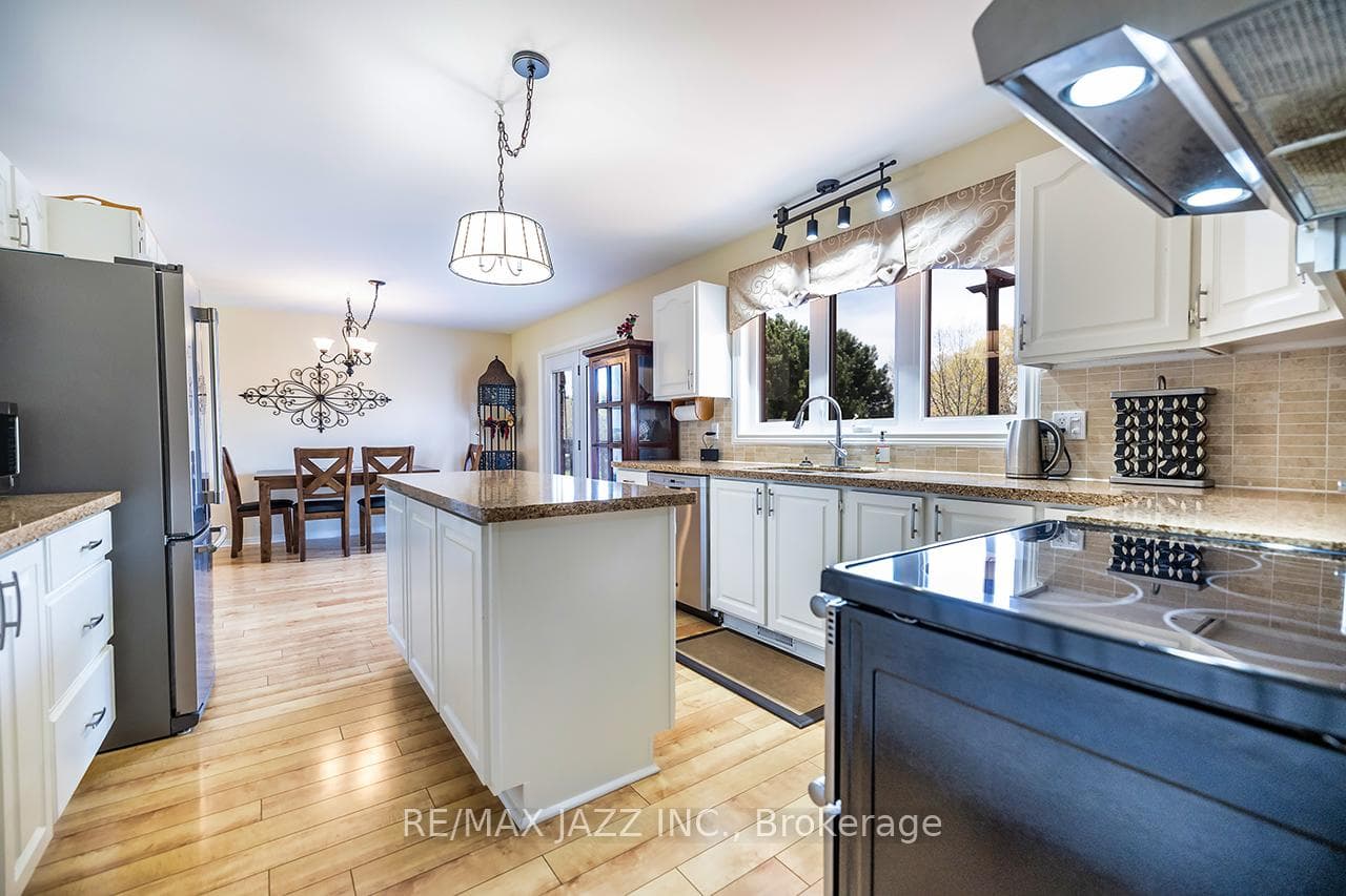 4838 Old Scugog Road photo 17