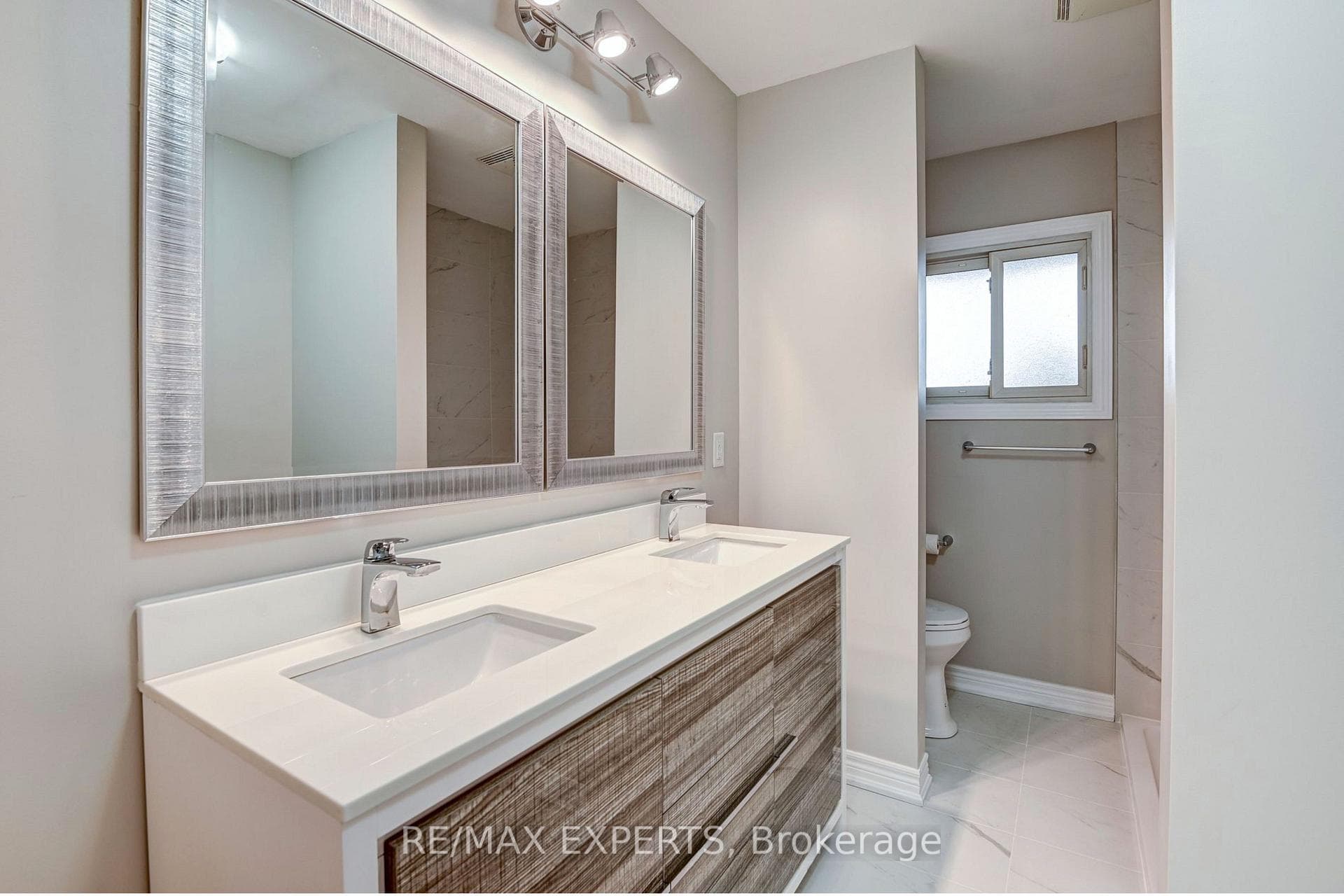 5077 Boyne Street photo 17
