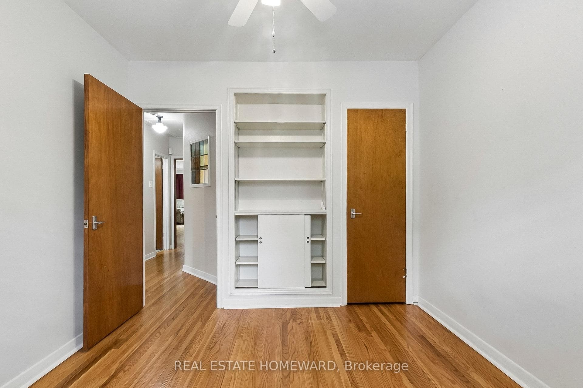 94 Rochman Boulevard photo 18