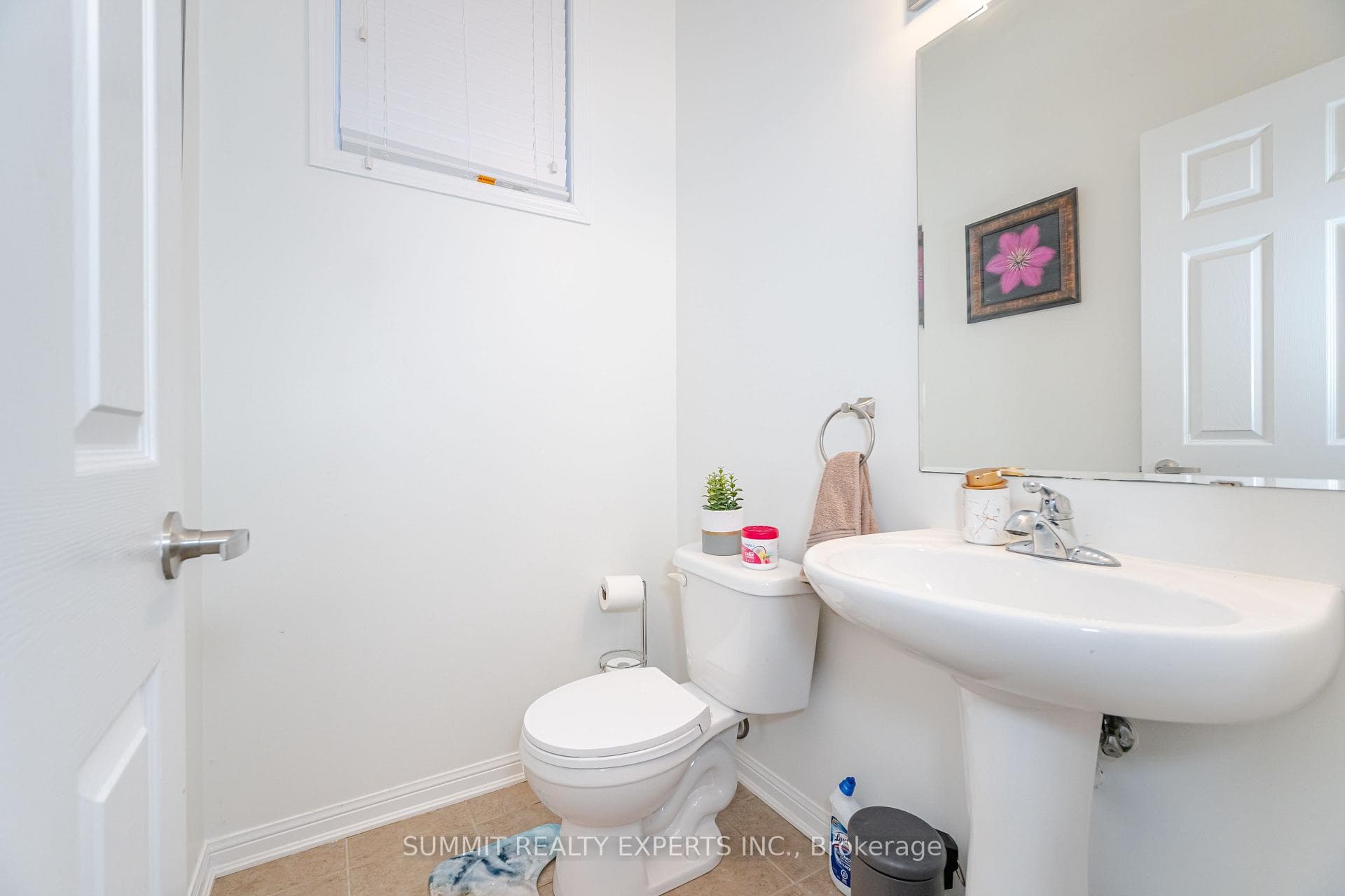 39 Donomore Drive Unit Upper photo 17