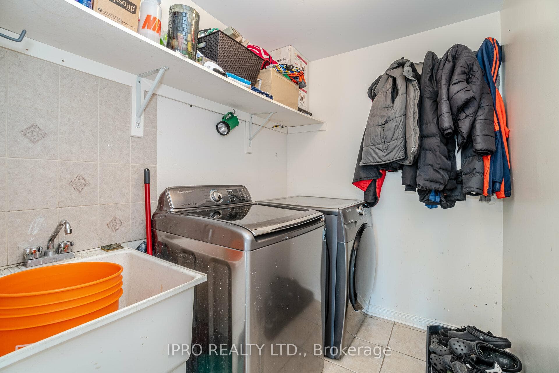 23 Burnsborough Street photo 22