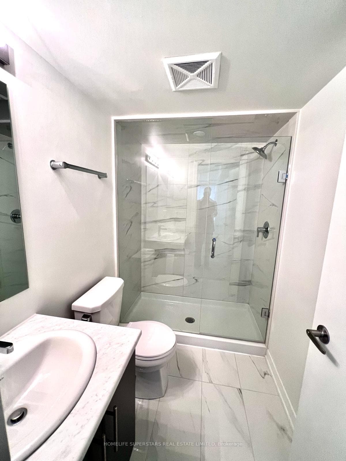 3405 Ridgeway Drive Unit 3 photo 10