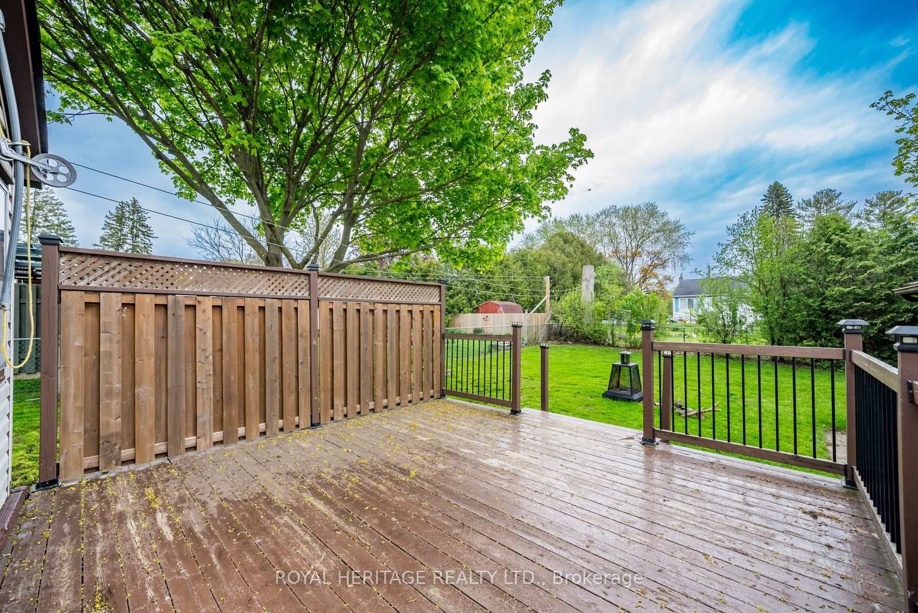 22 Carleton Boulevard photo 25