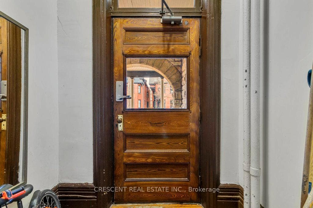 83 Madison Avenue Unit Lower photo 4