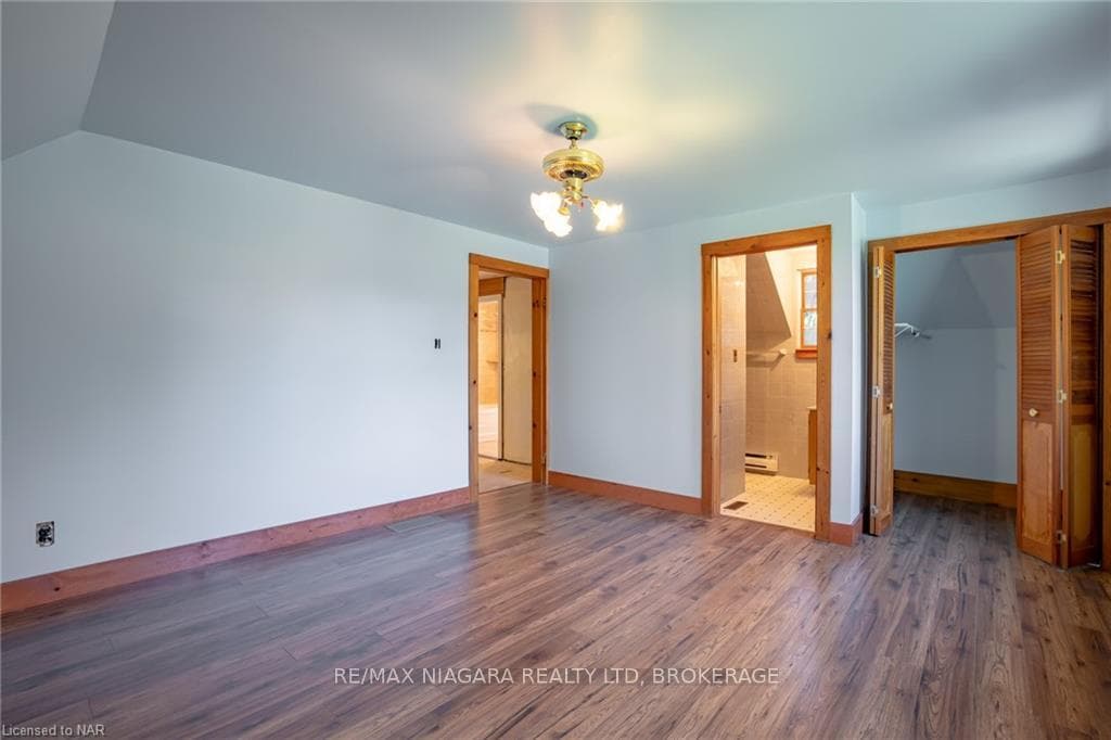 2095 HOLLOW Road photo 20