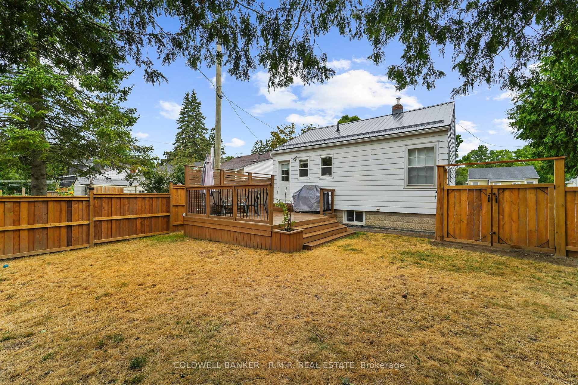 485 Wolsely Street photo 23