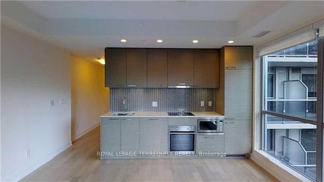 55 Front Street Unit 609 photo 3