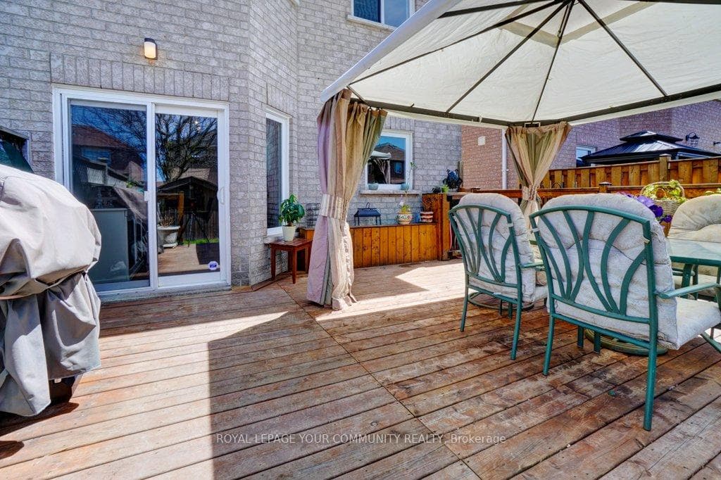 27 Hubert Corless Drive photo 38