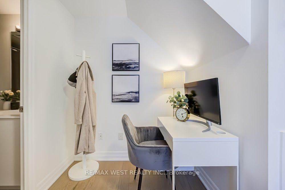 47 Macaulay Avenue Unit 603 photo 14
