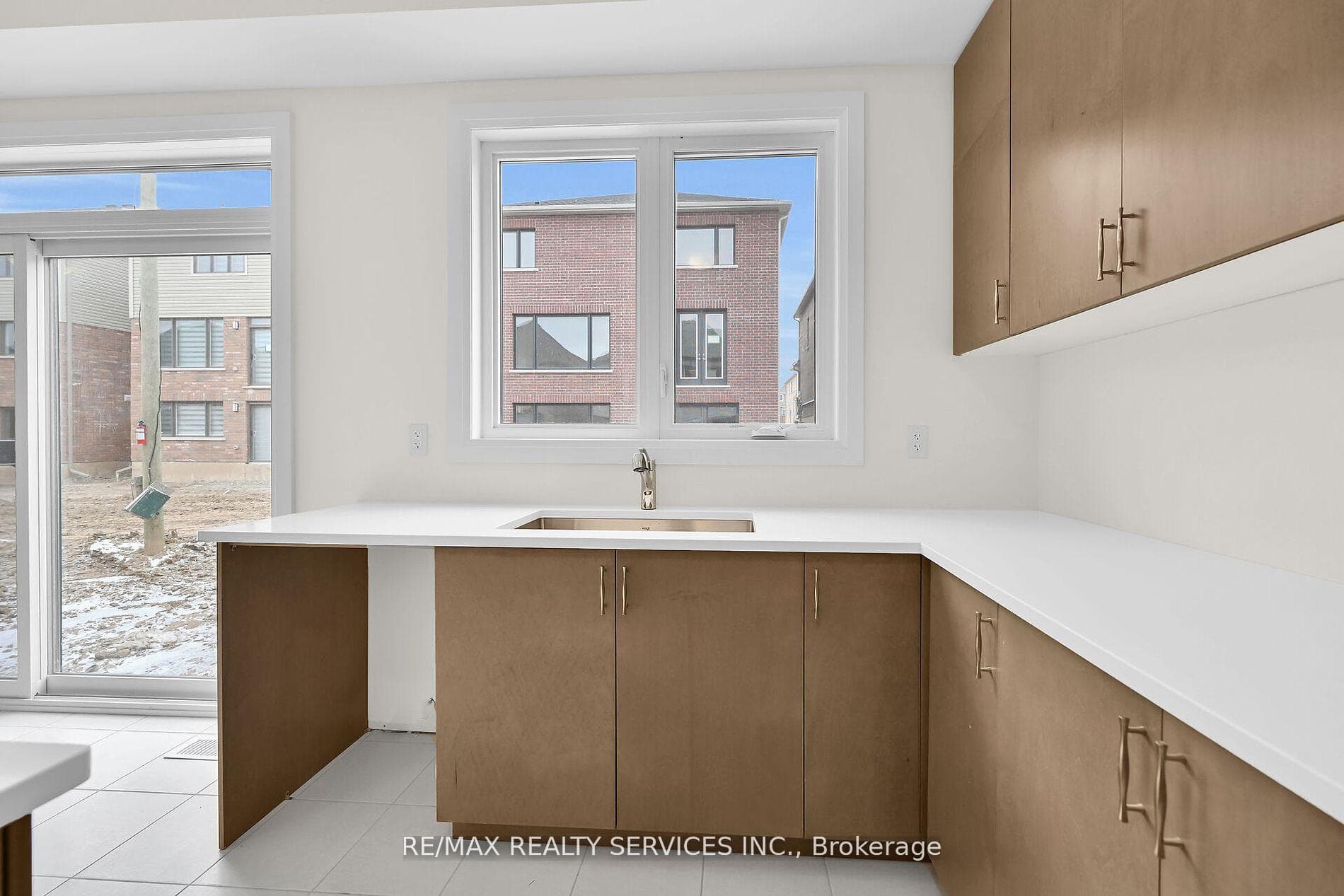 34 Thomas Gemmell Road photo 14