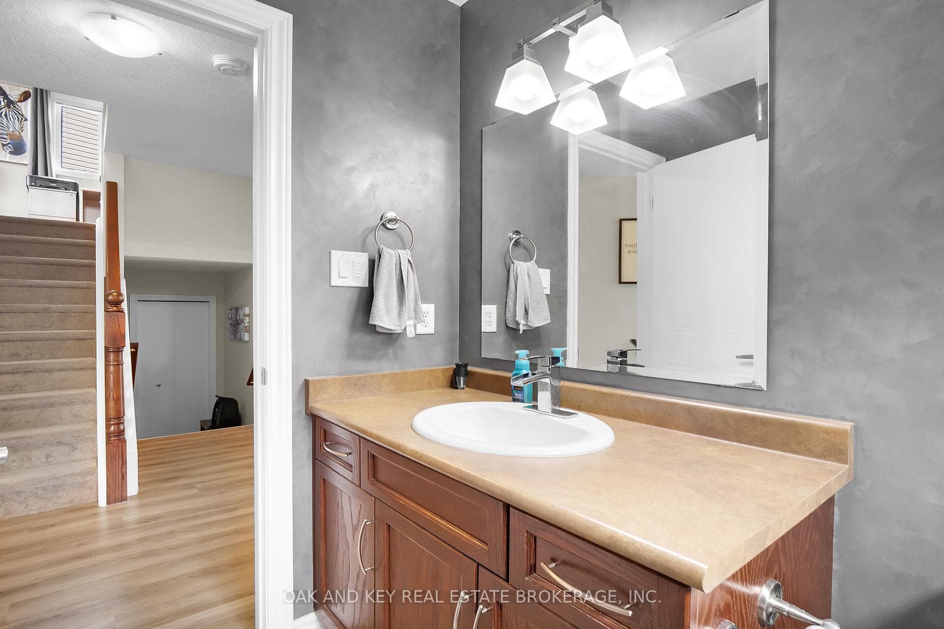 3318 Georgeheriot Lane photo 17