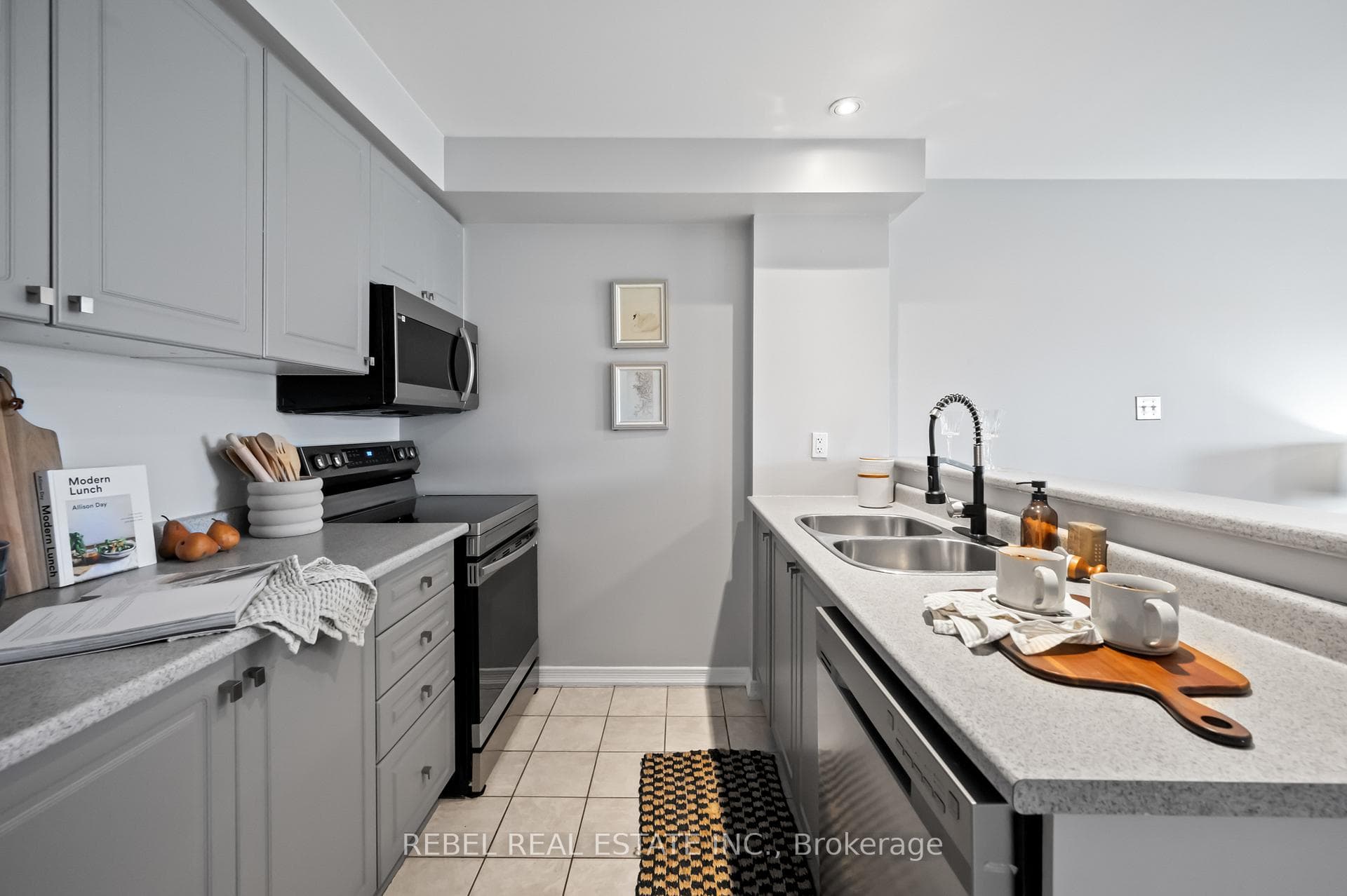 132 Aspen Springs Drive Unit 303 photo 4