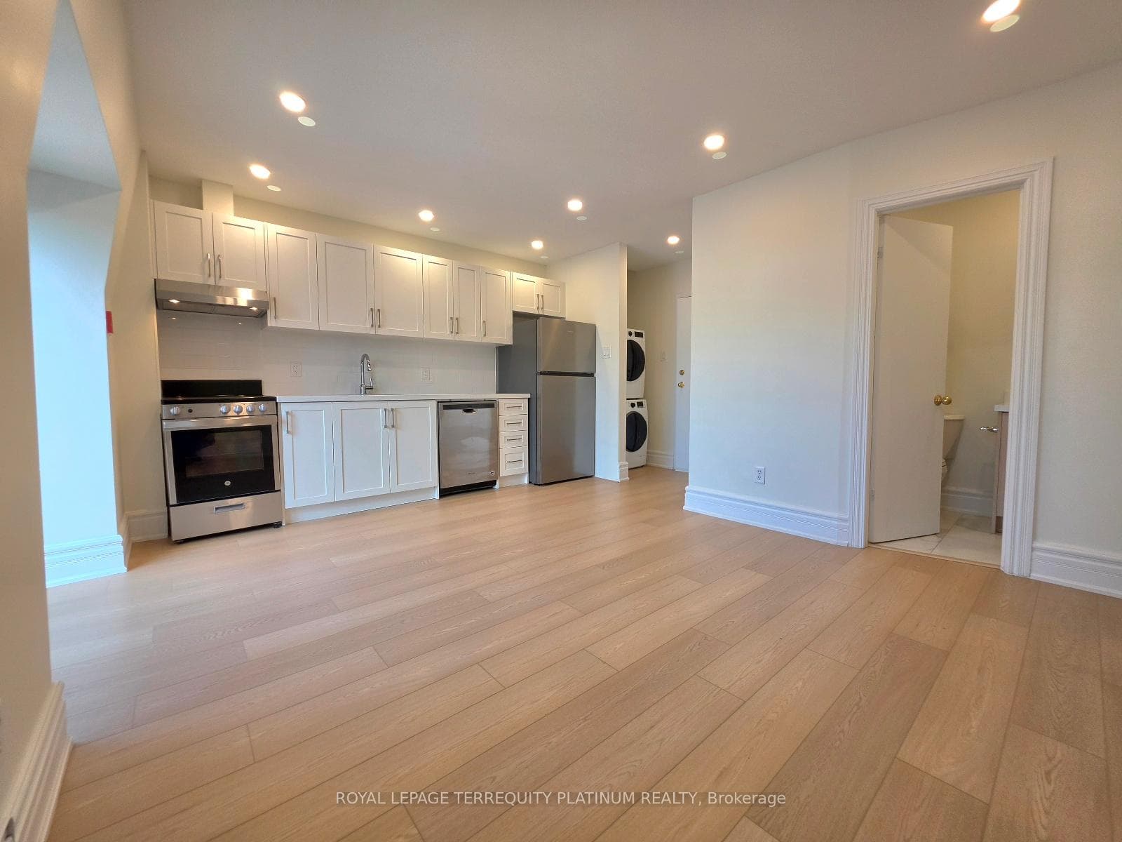 11 Beaconsfield Avenue Unit 5/ 2nd Floor photo 10