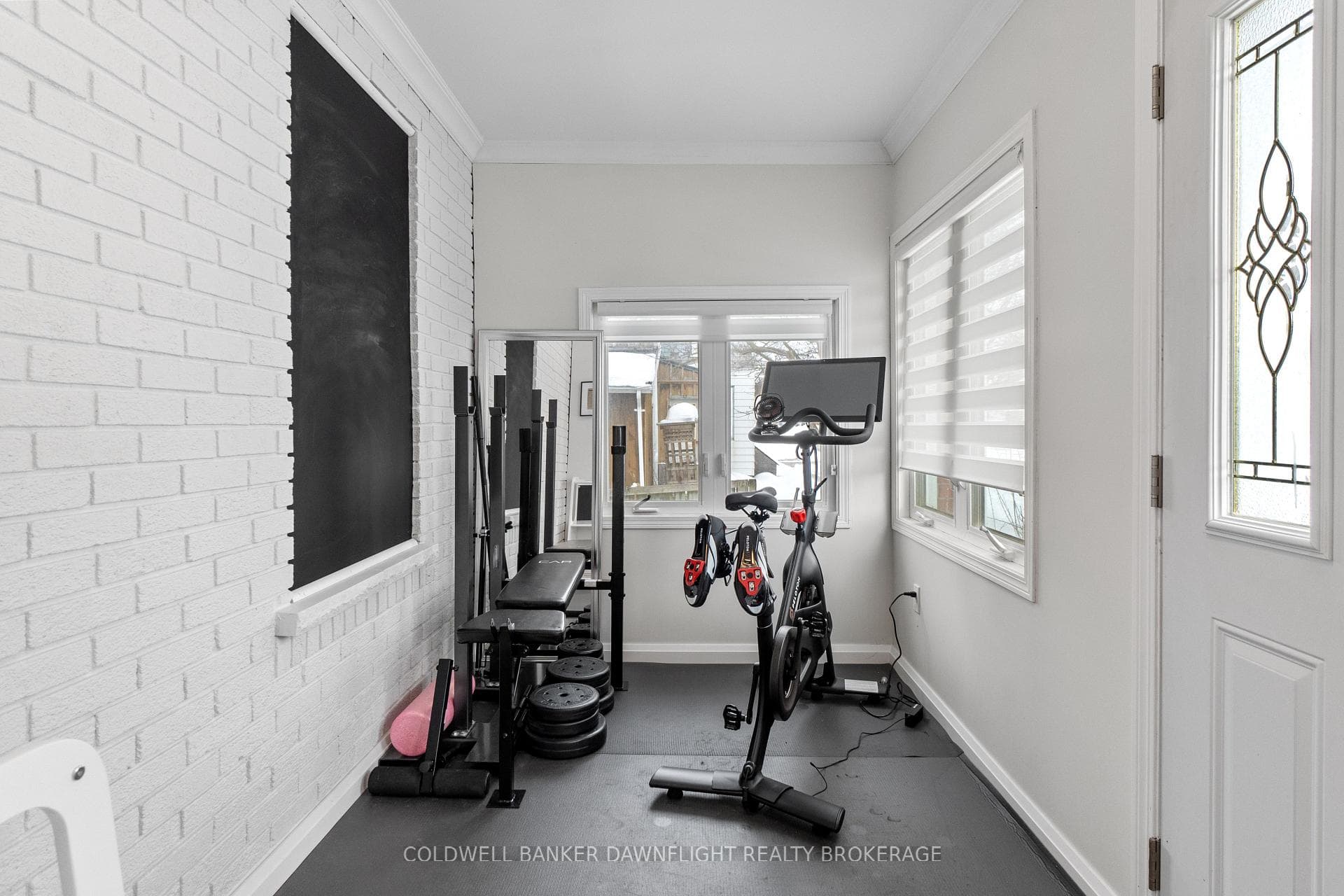 285 Carling Street photo 4