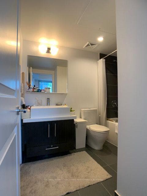 65 St Mary Street Unit 2202 photo 9