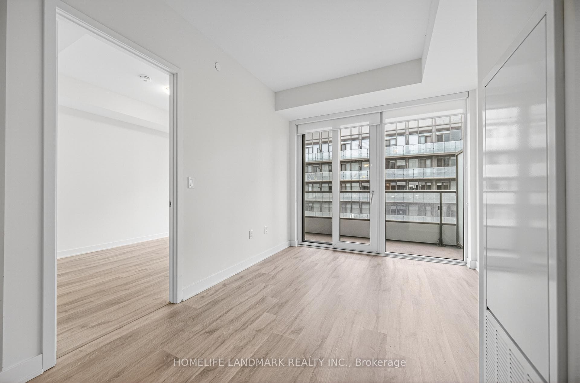 70 Princess Street Unit 2811 photo 16