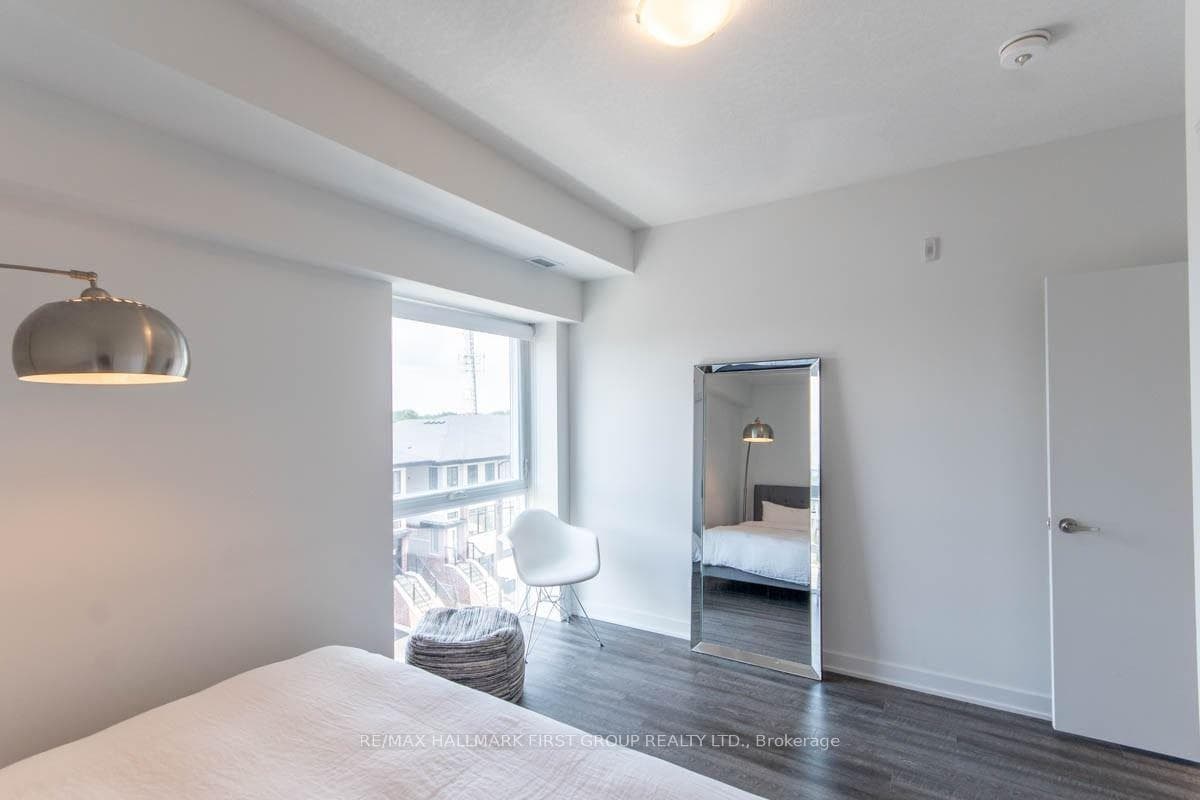 16 Markle Crescent Unit 411 photo 9