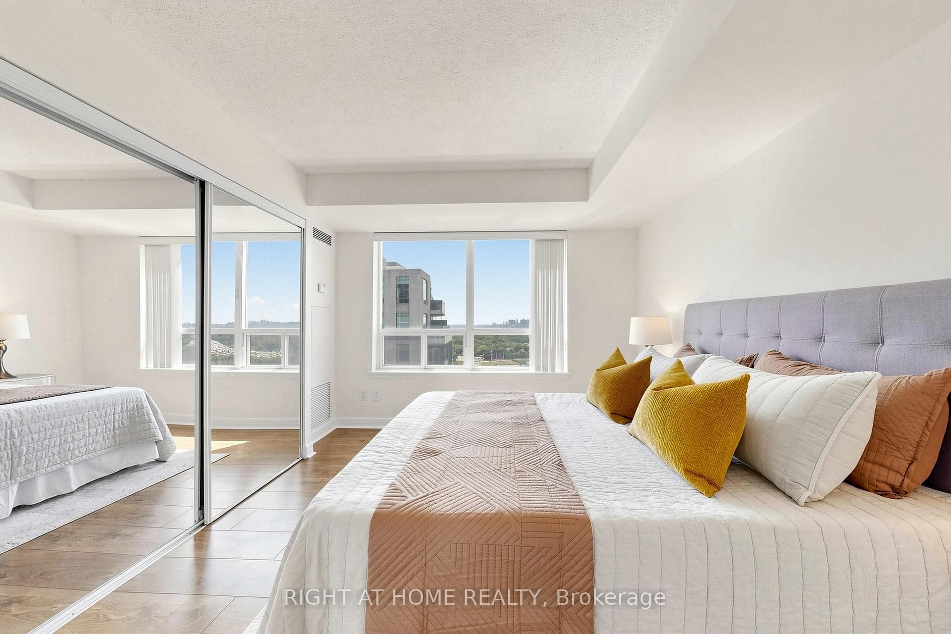 18 Harrison Garden Boulevard Unit 2308 photo 19